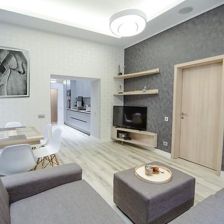 Mava Apartments Виена Екстериор снимка