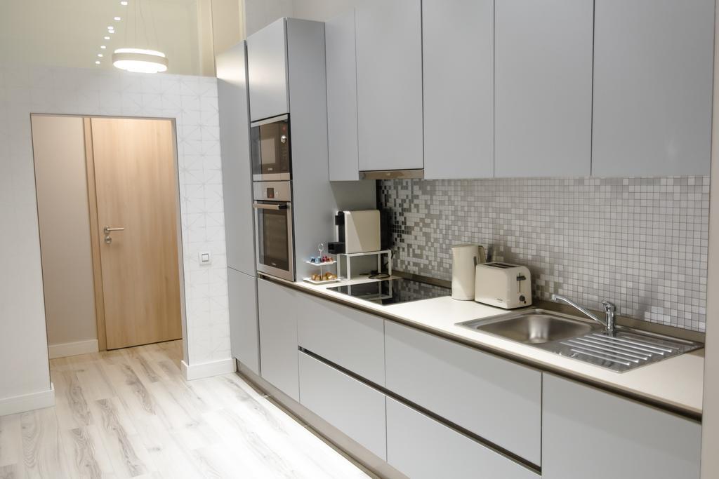 Mava Apartments Виена Екстериор снимка