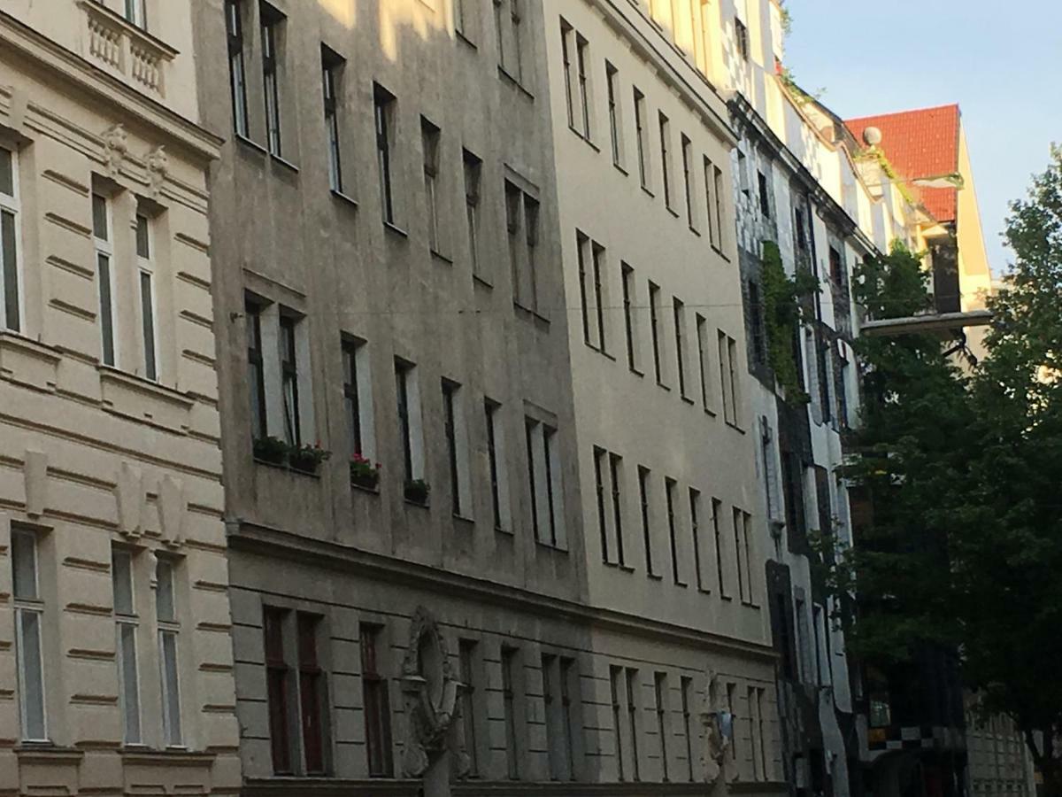 Mava Apartments Виена Екстериор снимка